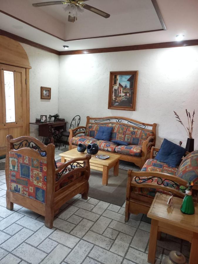 Home Stay Maria Hidalgo del Parral Luaran gambar